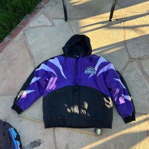 Vintage 90’s Colorado Rockies Men’s MLB Genuine Merchandise By Apex One Jacket